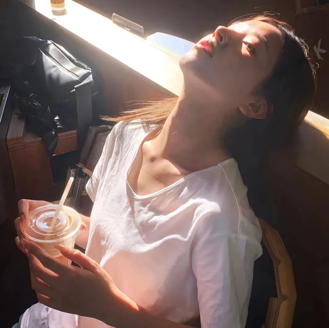心灵的深夜对话 海报